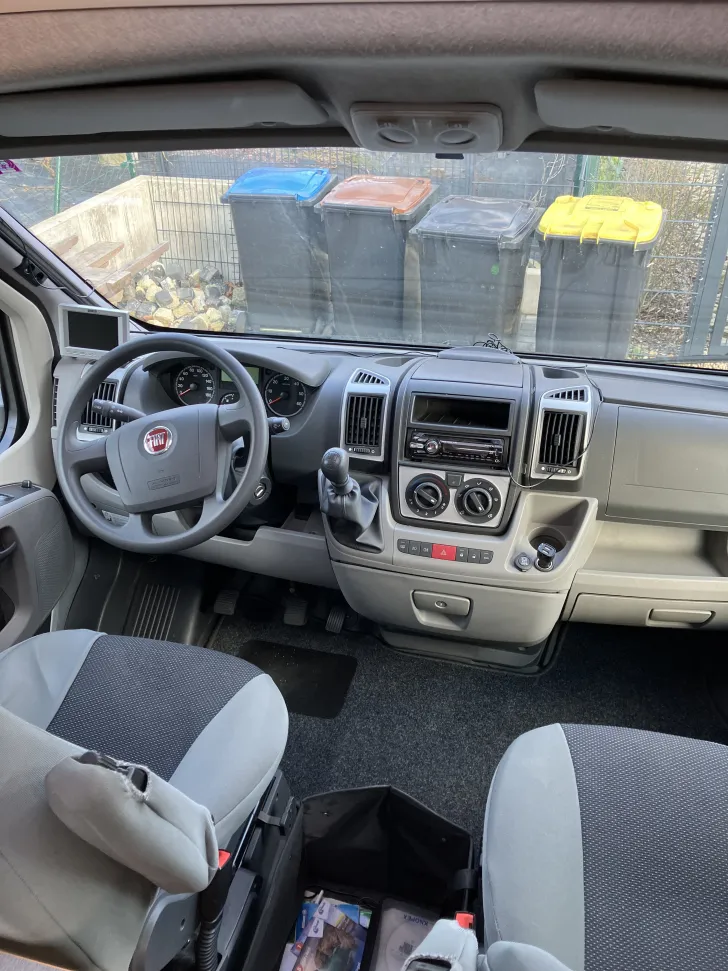 Fahrzeugbild Adria Coral S 680 SP #4