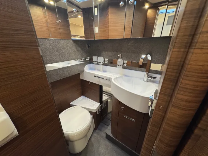 Fahrzeugbild Carthago chic c-line I 4.9 LE #13