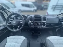 Fahrzeugbild Sunlight V 67S #8