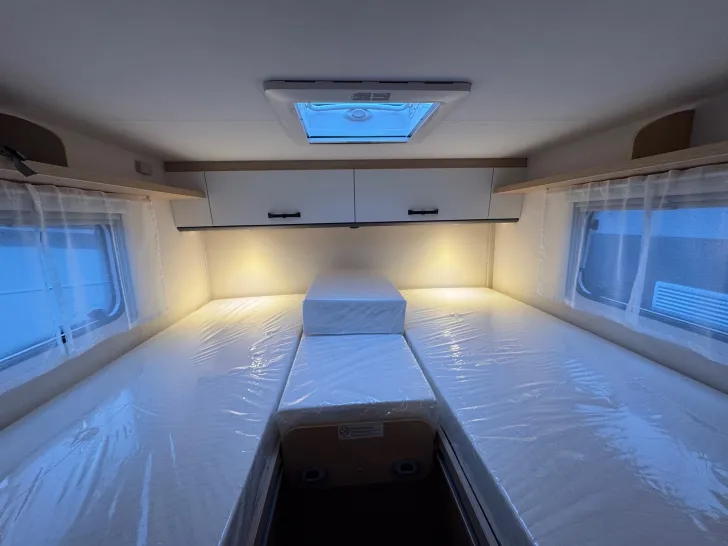 Fahrzeugbild Sunlight V 67S #14