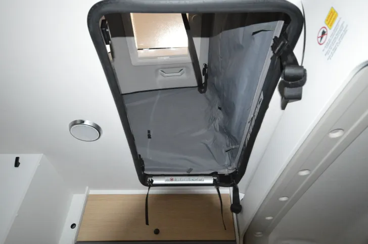 Fahrzeugbild Sunlight Camper Van Cliff 600 Adventure Edition RT Aufstelldach*Automatik #11