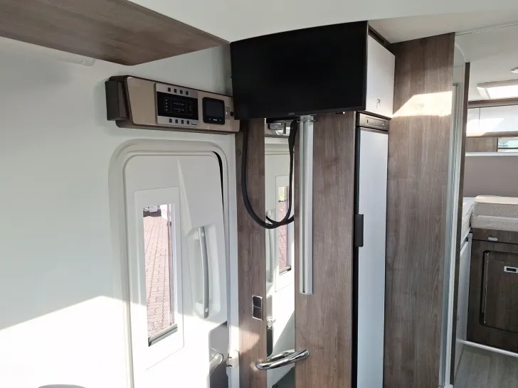 Fahrzeugbild Benimar Tessoro T463 UP Markise Solar TV Fahrradträger #10