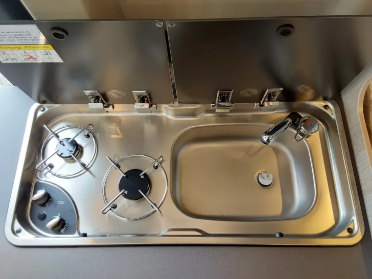 Fahrzeugbild Bürstner Campeo C 640 Schlafdach, Markise, 4 Sitzplätze! #13