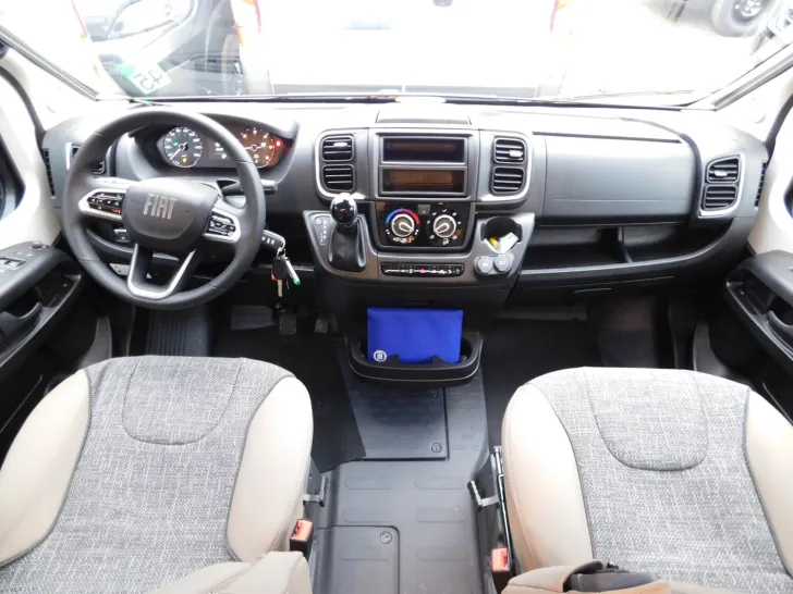 Fahrzeugbild Dethleffs Globetrail 640 ES Combi 6D, AWT iso+beheizt #6