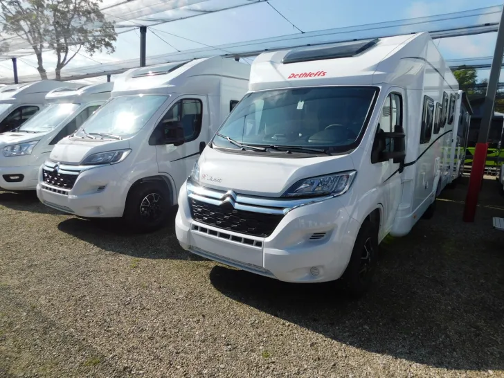 Fahrzeugbild Dethleffs Just 90 T 7052 DBL Hubbett, Navi+Rückfahrkamera #4