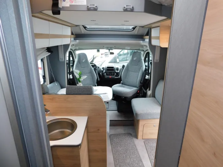 Fahrzeugbild Dethleffs Just Camp T 7052 DBM Hubbett, Markise, Isofix #17