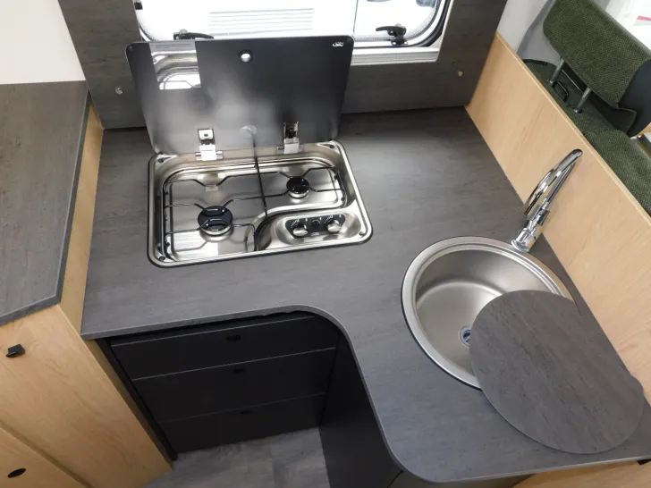 Fahrzeugbild Sunlight T 67S Hubbett, AWT isoliert, großer Kühlschrank #10