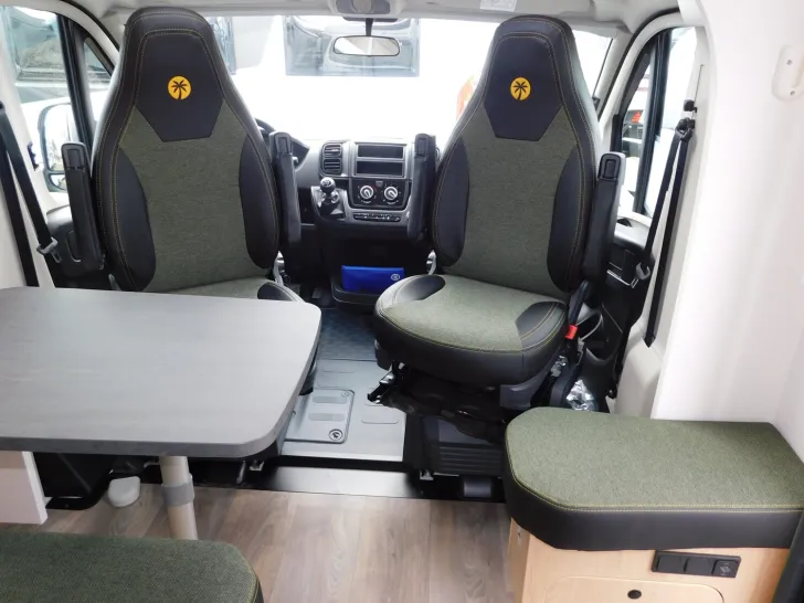 Fahrzeugbild Sunlight T 67S Hubbett, AWT isoliert, großer Kühlschrank #17