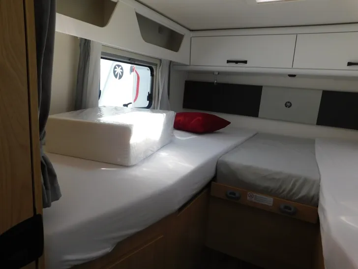 Fahrzeugbild Sunlight Adventure T 68 180/Autom, Hubbett, el.Handbremse #16