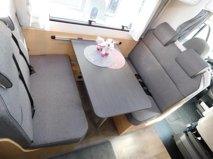 Fahrzeugbild Sunlight A 68 Markise, Radträger, 90L Dieseltank #12