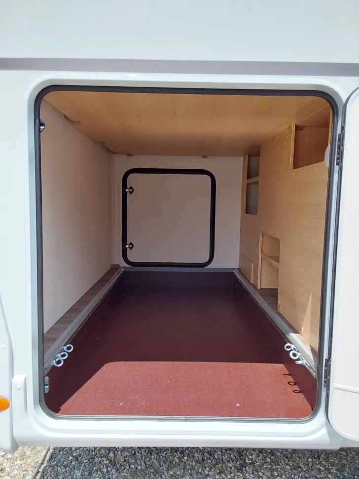 Fahrzeugbild Sunlight Adventure T 67 Hubbett, AWT iso., 450KG Zuladung #5