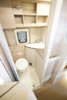 Fahrzeugbild Bürstner Campeo C 600 Aufstelldach #14