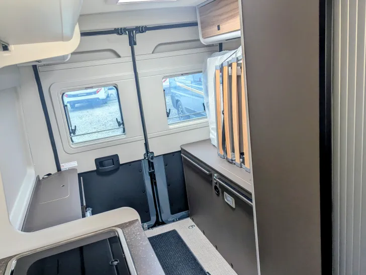 Fahrzeugbild Bürstner B66 C 600 AUTOMATIK,RFK, MARKISE uvm. #7