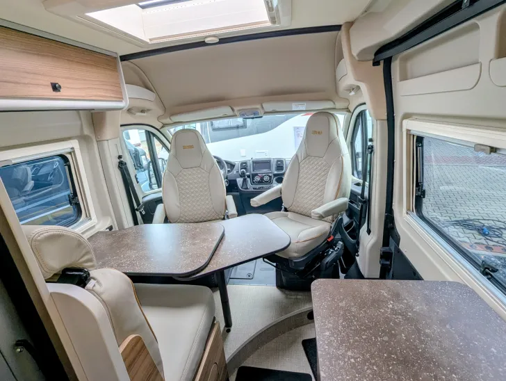 Fahrzeugbild Bürstner B66 C 600 AUTOMATIK,RFK, MARKISE uvm. #5