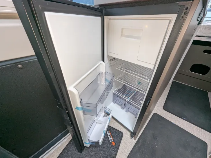 Fahrzeugbild Bürstner B66 C 600 AUTOMATIK,RFK, MARKISE uvm. #12