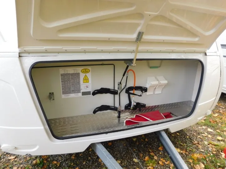 Fahrzeugbild Bürstner Premio 495 TK Mover, Vorzelt Air, Sat-Anlage+TV #17