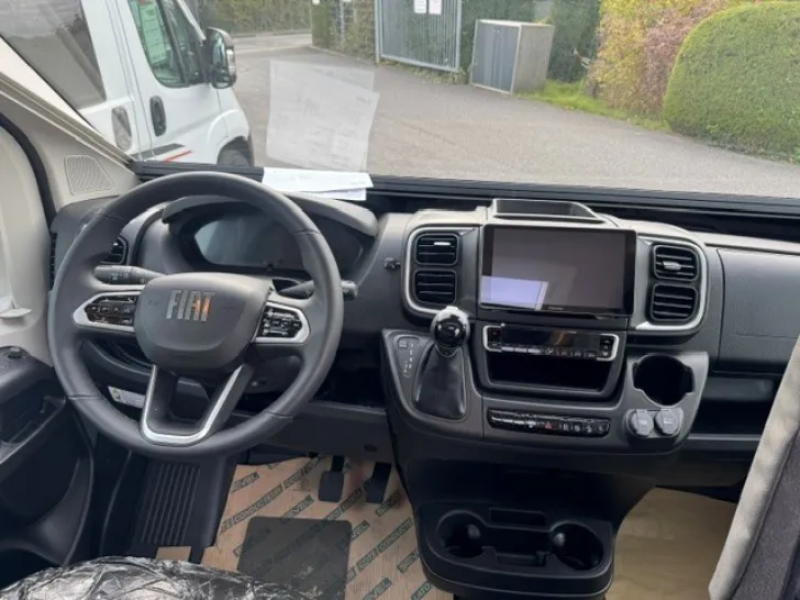 Fahrzeugbild Hobby PRESTIGE Van 640 ET First Edition Modell 2026 #5