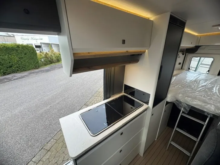 Fahrzeugbild Hobby PRESTIGE Van 640 ET First Edition Modell 2026 #10