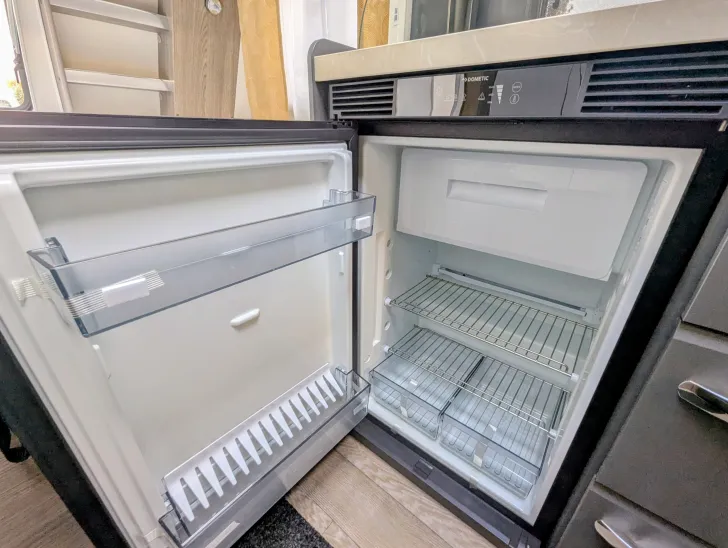 Fahrzeugbild Hobby OnTour 390 SF AUFLASTUNG 1500 KG #11