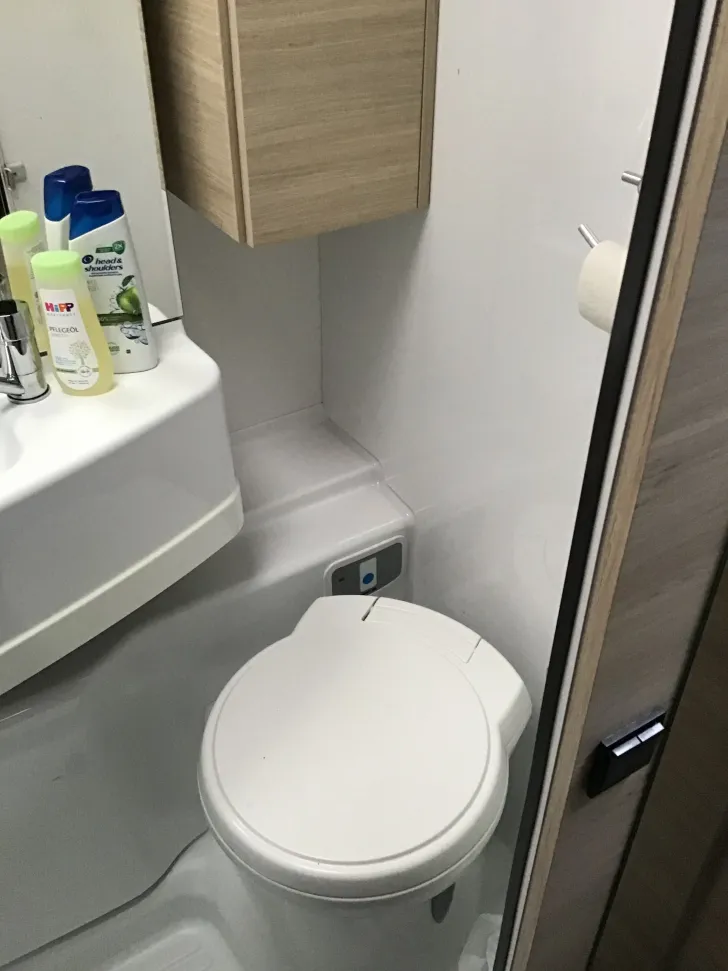 Fahrzeugbild Challenger S-Teilintegrierte S194 Start Edition #9