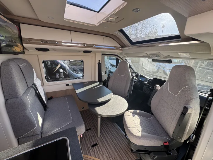 Fahrzeugbild Malibu Van First Class - Two Rooms 640 LE RB GT #4