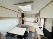Sicht vorne-hinten Adria Aviva 522 PT 2027 * GFK * Stockbetten*