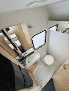 Toilette Adria Aviva 522 PT 2027 * GFK * Stockbetten*