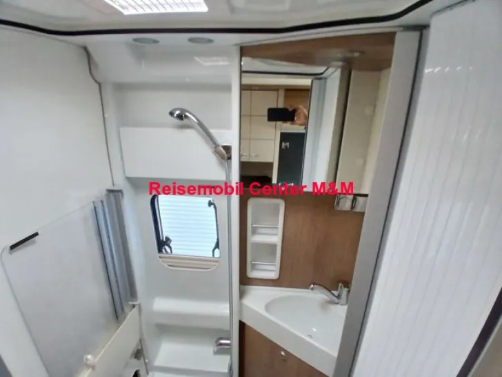 Fahrzeugbild Malibu Van diversity Coupé 640 LE K Navi Markise #6