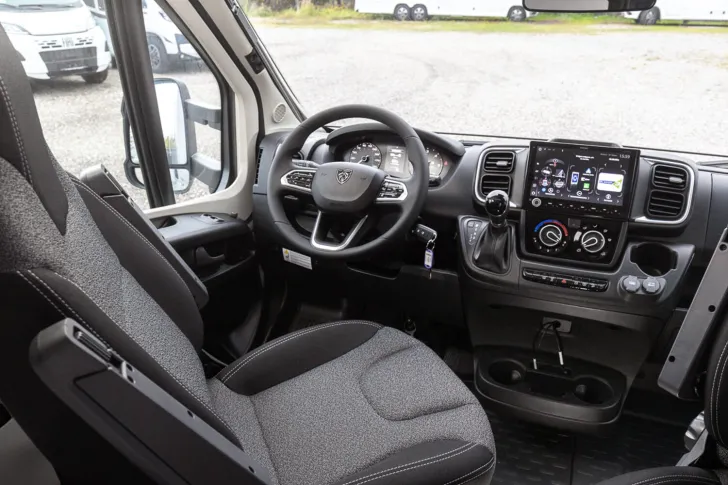 Fahrzeugbild Crosscamp EXPDN T 7.4 E Peugeot *Automatik, 4 Pers.+480kg* #18