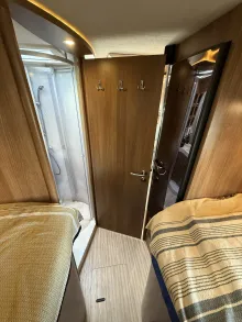 Fahrzeugbild Carthago c-compactline I 143 Superlightweight aus 1. Hand mit Bugschränken #36