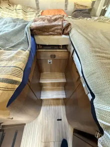 Fahrzeugbild Carthago c-compactline I 143 Superlightweight aus 1. Hand mit Bugschränken #43