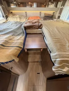 Fahrzeugbild Carthago c-compactline I 143 Superlightweight aus 1. Hand mit Bugschränken #44