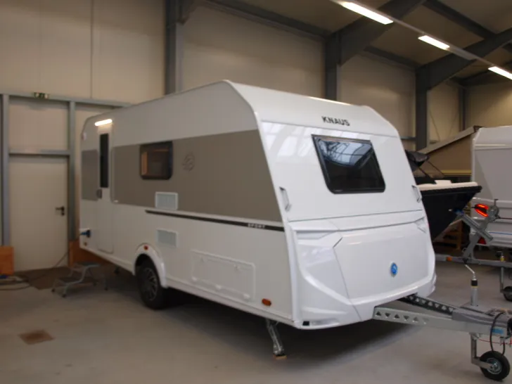 Fahrzeugbild Knaus Sport 420 QD #1