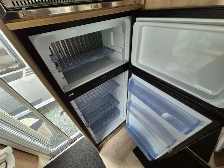 Fahrzeugbild Ci X-TIL 85 M #19