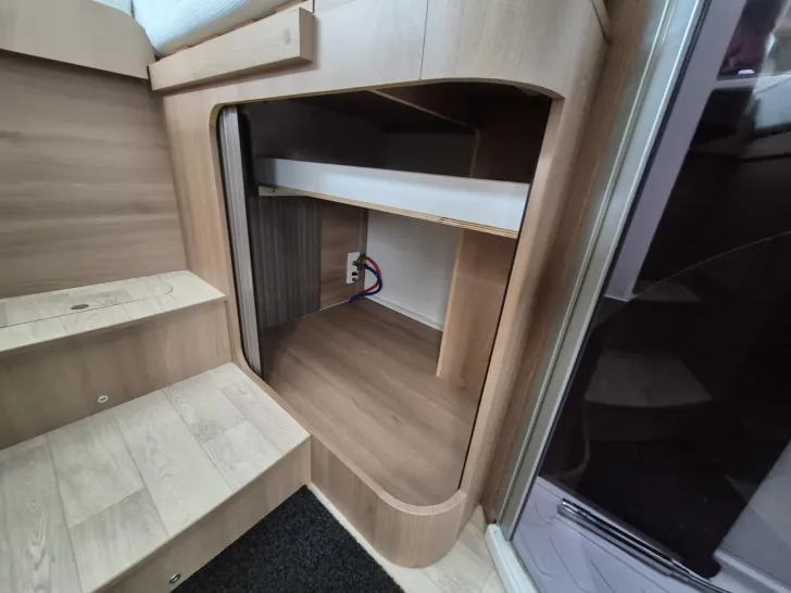 Fahrzeugbild Ci X-TIL 85 M #27