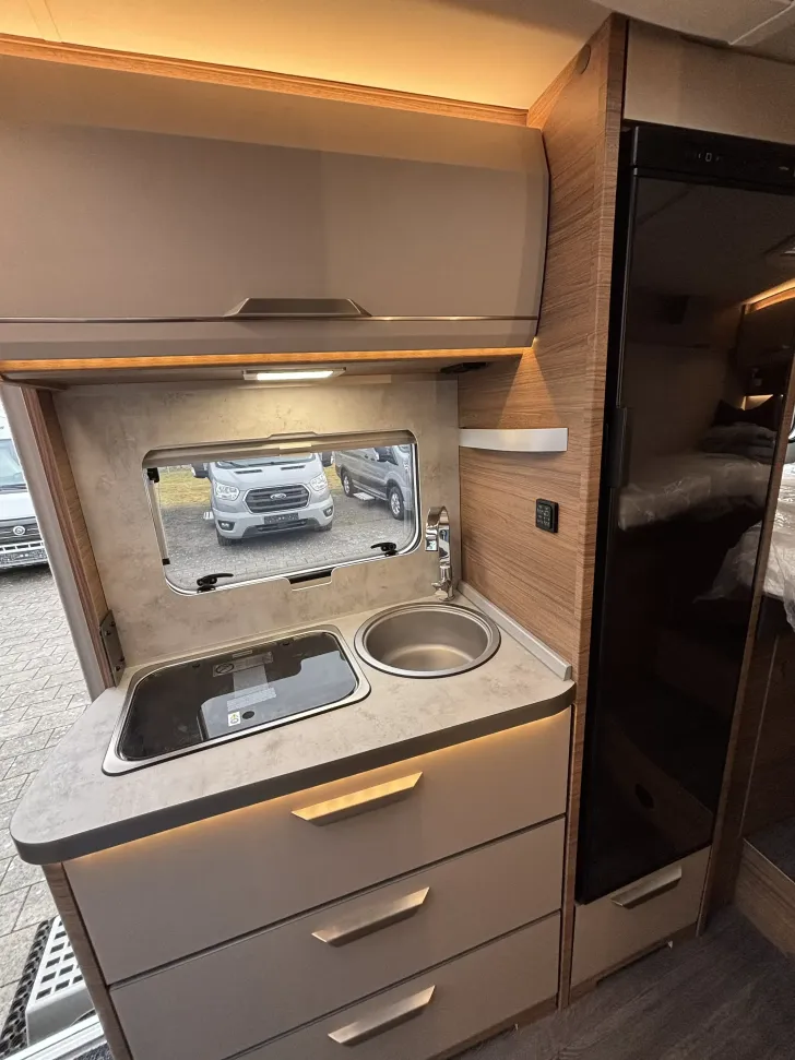 Fahrzeugbild Knaus Van TI 640 MEG Vansation MAN AHK + Luftfederung #8