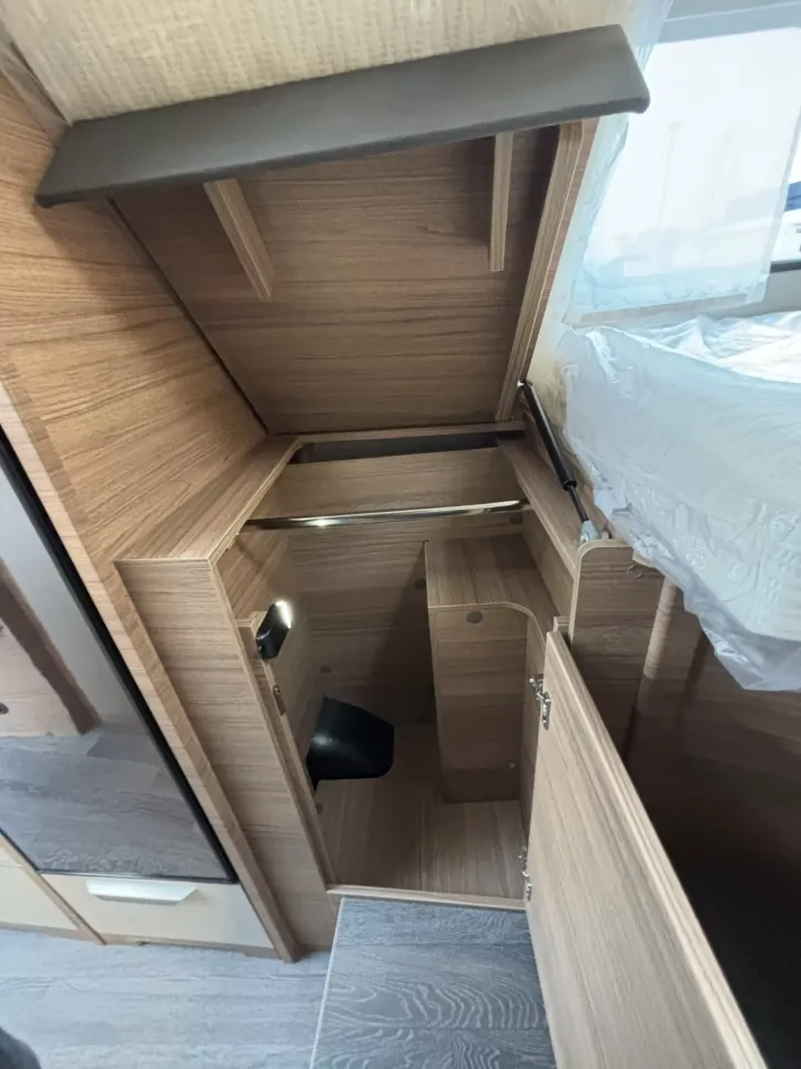 Fahrzeugbild Knaus Van TI 640 MEG Vansation MAN AHK + Luftfederung #16