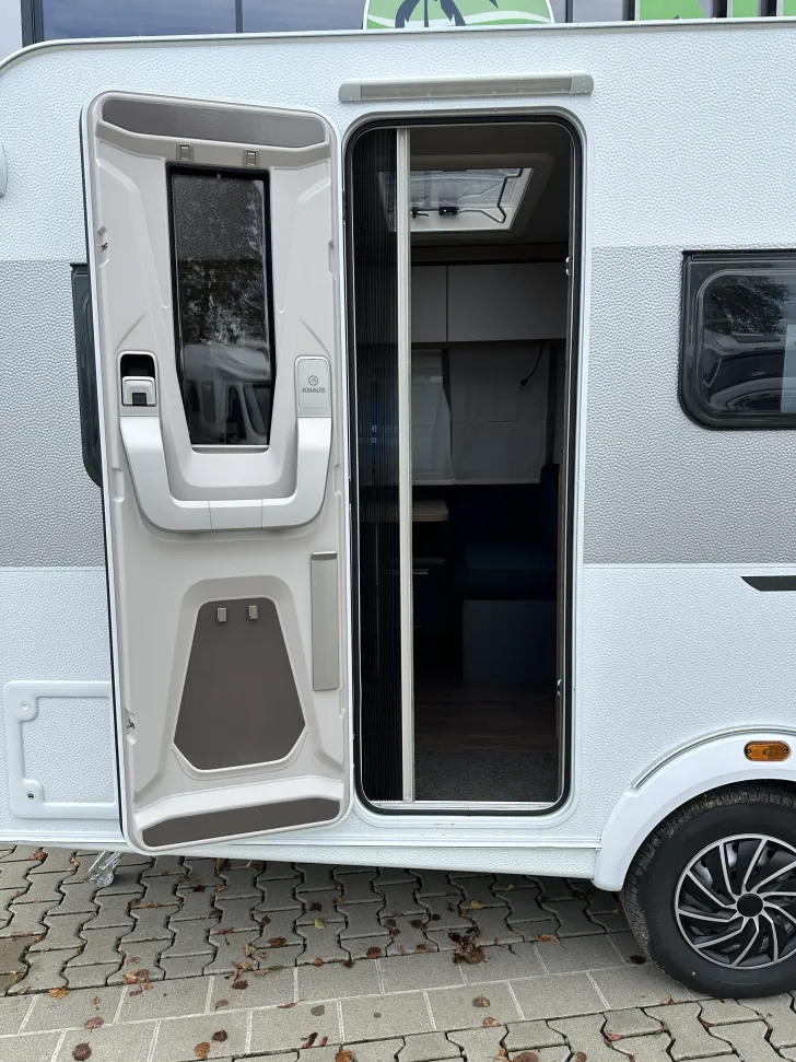Fahrzeugbild Knaus Sport 400 QD #4