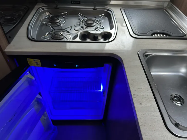 Fahrzeugbild Bürstner Argos A 670 G Leder, AHK, Luftfederung !!! #18