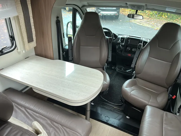 Fahrzeugbild Bürstner Argos A 670 G Leder, AHK, Luftfederung !!! #16