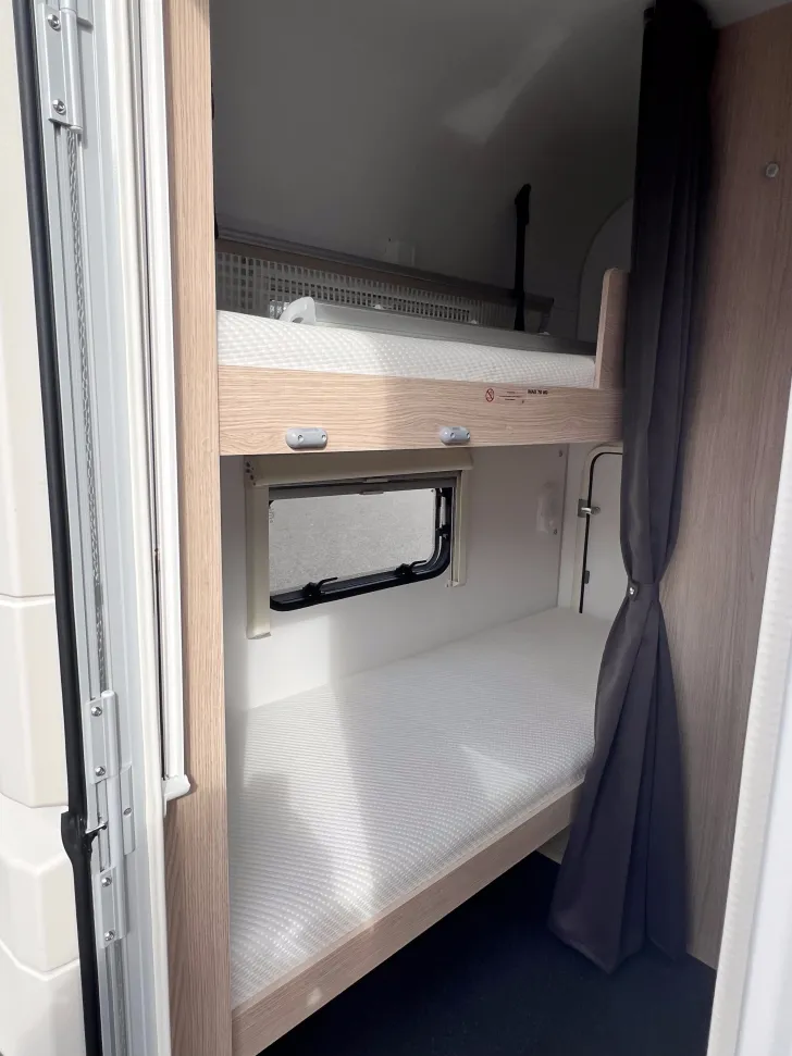 Fahrzeugbild Adria Aviva 360 DK #16