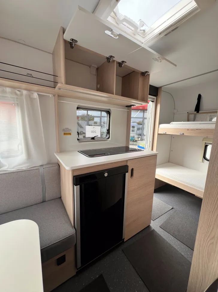 Fahrzeugbild Adria Aviva 360 DK #23