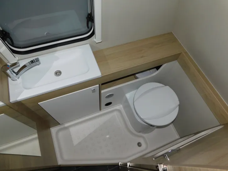 Fahrzeugbild Tabbert PEP PANTIGA 390 WD Safety-Paket, Markise, 1500Kg #9