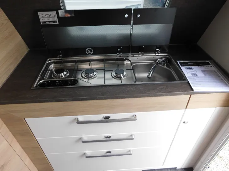 Fahrzeugbild Tabbert PEP PANTIGA 390 WD Gaskocher, Safety-Paket #9