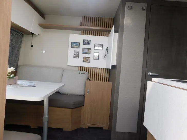 Fahrzeugbild Tabbert Senara 460 E 2.3 IC-Line, Autark, Fahrradträger #7