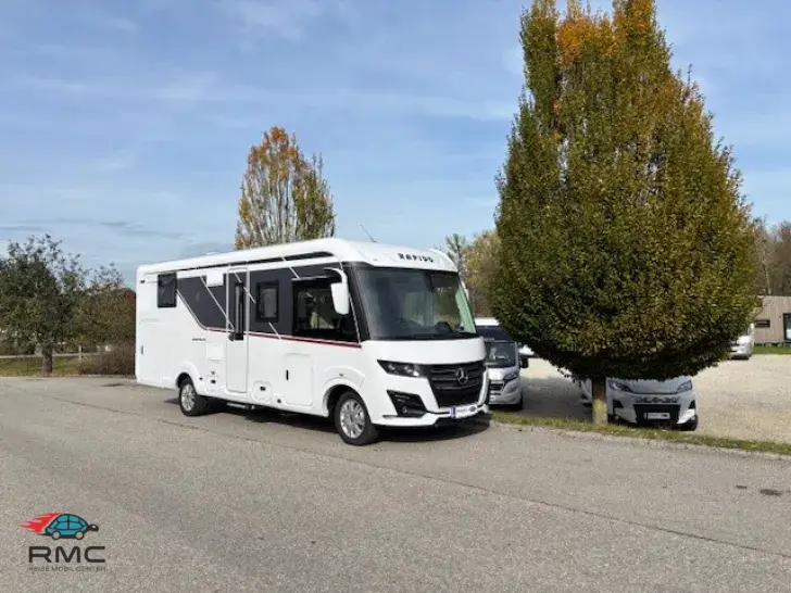 Fahrzeugbild Rapido Distinction i196M #1