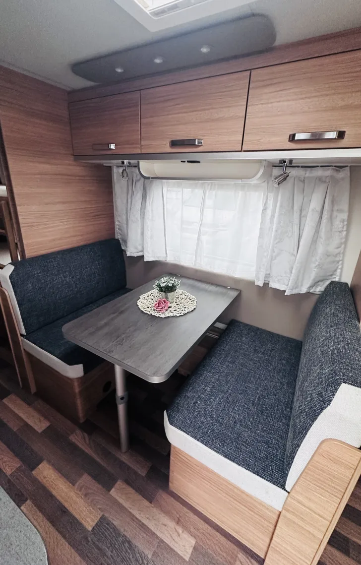 Fahrzeugbild Weinsberg CaraOne 550 QDK elektrische Rangierhilfe TRUMA #10