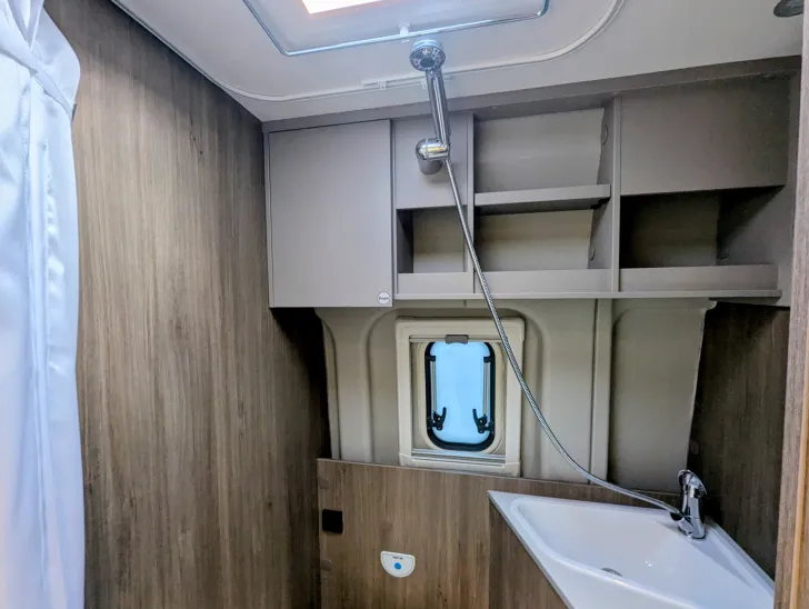 Fahrzeugbild Carado Camper Van CV 601 Pro AUTOMATIK,NAVI,RFK uvm. #13