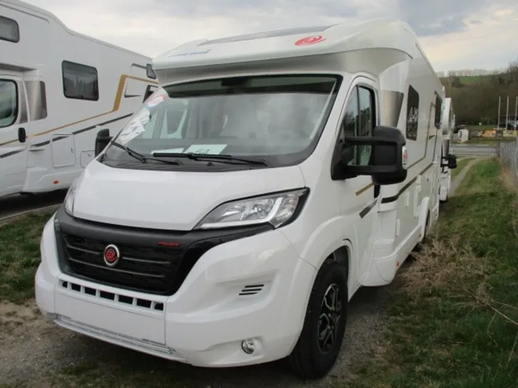 Fahrzeugbild Eura Mobil Profila T 660 EB Weihnachts Spezial #3