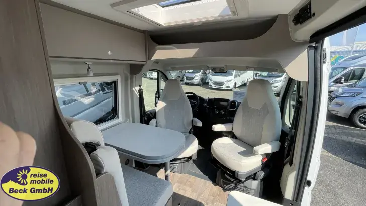 Fahrzeugbild Carado Camper Van CV 600 Beck-45 Clever Deals #23